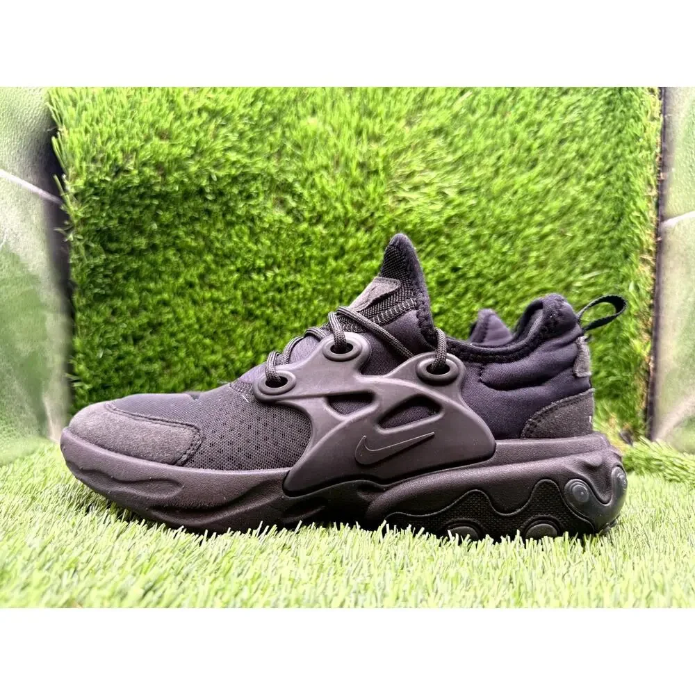 Nike React Presto BQ4002-005 Athletic Sneaker Boys 6 Black Synthetic Running